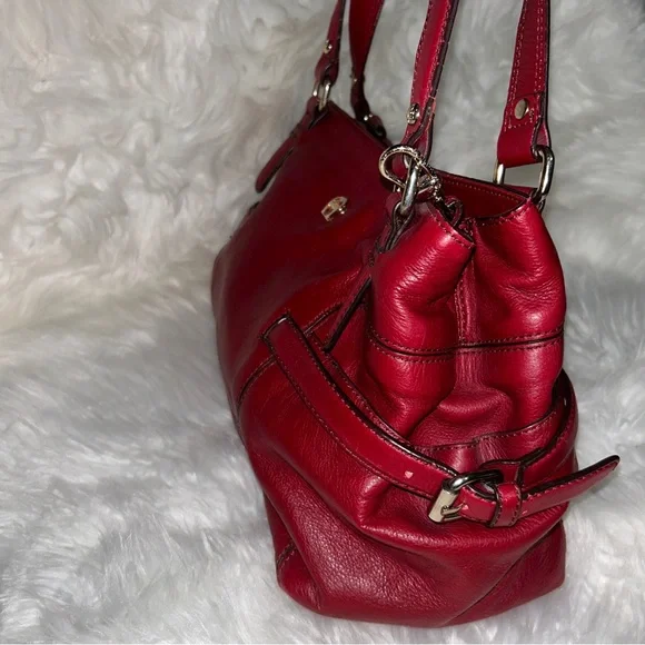 Etienne Aigner Tucson Handbag Style 70316 in Garnet - Picture 9 of 12